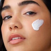 First Aid Beauty Empfindliche Haut Starter-Kit