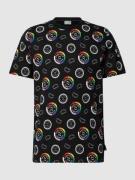 PUMA PERFORMANCE T-Shirt mit Allover-Label-Print in Black, Größe M