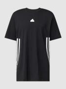 ADIDAS SPORTSWEAR T-Shirt mit Label-Details in Black, Größe S