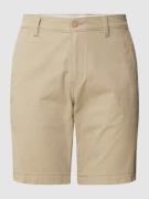 Levi's® Chino-Shorts mit Label-Detail in Beige, Größe 30
