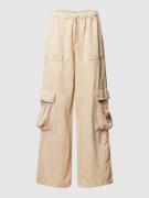 BDG Urban Outfitters Cargohose mit elastischem Bund Modell 'Luca' in E...