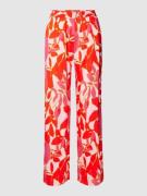 Smith and Soul Regular Fit Stoffhose mit Allover-Print in Rot, Größe L