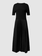 BOSS T-Shirt-Kleid mit Plisseefalten Modell 'Fadrid' in Black, Größe S