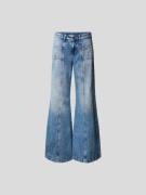 Diesel Flared Fit Jeans mit Knopfveschluss in Jeansblau, Größe 24