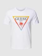 Guess T-Shirt mit Label-Print Modell 'Triangle' in Weiss, Größe M