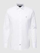 Tommy Hilfiger Regular Fit Business-Hemd mit Logo-Stitching in Weiss, ...