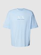 ARMANI EXCHANGE Comfort Fit T-Shirt mit Label-Print in Sky, Größe S