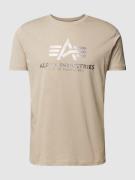 Alpha Industries T-Shirt mit Label-Print in Sand, Größe M