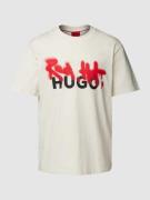 HUGO T-Shirt mit Label-Print Modell 'Dinricko' in Offwhite, Größe XXL