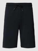 Napapijri Straight Fit Shorts mit elastischem Bund in Black, Größe S