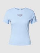 Tommy Jeans Slim Fit T-Shirt mit Label-Print in Hellblau, Größe XS