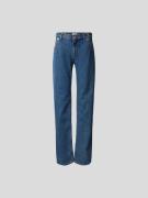 Filippa K Straight Fit Jeans mit Zierknöpfen in Jeansblau, Größe 25
