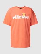 Ellesse T-Shirt mit Label-Print in Koralle, Größe XL