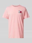 Tommy Jeans Slim Fit T-Shirt mit Label-Print in Pink, Größe XS