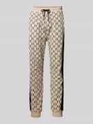 Karl Lagerfeld Regular Fit Sweatpants mit Allover-Label-Print in Sand,...