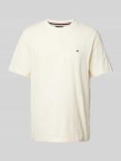 Tommy Hilfiger T-Shirt mit Logo-Stitching in Beige, Größe S