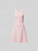 Victoria Beckham Knielanges Kleid mit U-Ausschnitt in Hellrosa, Größe ...