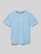Calvin Klein Jeans T-Shirt mit Label-Print in Sky, Größe 140