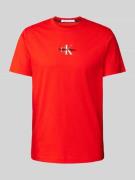 Calvin Klein Jeans T-Shirt mit Rundhalsausschnitt in Rot, Größe S