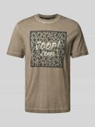 JOOP! Jeans T-Shirt mit Label-Print in Taupe Melange, Größe M