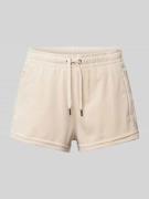 Juicy Couture Shorts mit Reißverschlusstaschen Modell 'TAMIA' in Beige...
