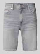 Tommy Hilfiger Jeansshorts mit 5-Pocket-Design in Hellgrau, Größe 31
