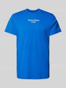 Tommy Jeans T-Shirt mit Label-Print in Royal, Größe S