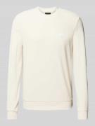 Guess Sweatshirt mit Label-Badge in Beige, Größe L