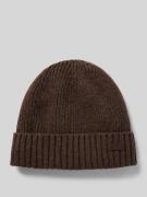 Barbour Beanie mit Label-Badge in Mittelbraun, Größe One Size