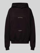 Pegador Oversized Hoodie mit Label-Print in Black, Größe M