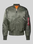 Alpha Industries Bomberjacke mit Stehkragen in Oliv, Größe L