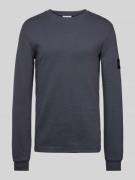 Calvin Klein Jeans Longsleeve mit Label-Patch in Anthrazit, Größe L