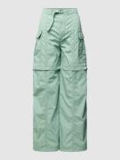 Levi's® Cargohose mit aufgesetzten Taschen in Mint, Größe 25