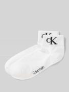 Calvin Klein Jeans Socken mit Label-Schriftzug im 2er-Pack in Weiss, G...