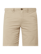 Superdry Chino-Shorts mit Stretch-Anteil in Offwhite, Größe 32