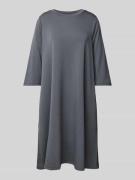 Soyaconcept Knielanges T-Shirt-Kleid mit Rundhalsausschnitt in Mittelg...