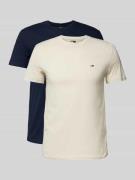 Tommy Jeans Slim Fit T-Shirt mit Logo-Stitching im 2er-Pack in Beige, ...