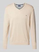 Christian Berg Men Strickpullover mit Label-Stitching in Sand Melange,...