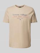 Tommy Hilfiger T-Shirt mit Label-Print in Beige, Größe L