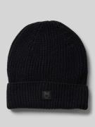 Knowledge Cotton Apparel Beanie mit Umschlag und Label-Patch in Black,...