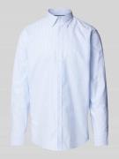 Christian Berg Men Regular Fit Freizeithemd mit Button-Down-Kragen in ...