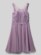G.O.L. Kleid mit Zierperlenbesatz in Flieder, Größe 140