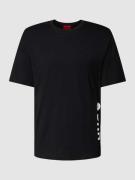 HUGO Relaxed Fit T-Shirt mit Label-Print in Black, Größe L