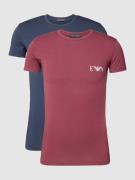 Emporio Armani T-Shirt mit Label-Print in Bordeaux, Größe L