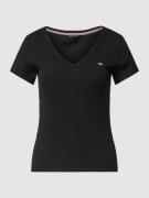 Tommy Jeans T-Shirt mit Label-Detail in Black, Größe S