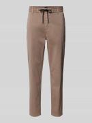 BOSS Orange Tapered Fit Chino mit elastischem Bund in Sand, Größe 50