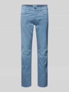 Brax Straight Fit Jeans mit Stretch-Anteil Modell 'CHUCK' in Jeansblau...