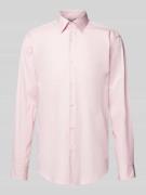BOSS Regular Fit Business-Hemd mit Kentkragen in Rosa, Größe 44