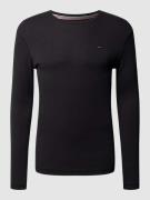 Tommy Jeans Slim Fit Longsleeve mit Rippenstruktur in Black, Größe L