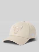 New Era Basecap mit Motiv-Stitching Modell 'TEAM OUTLINE 9FORTY®' in B...